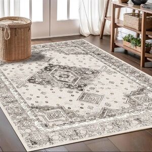 Elegant Gray and Cream Area Rug